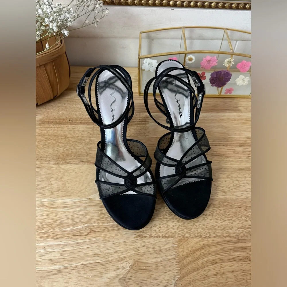 Nina Black Strappy Mesh Ankle Strap Heels US Size 8.5 Classic Preppy Designer